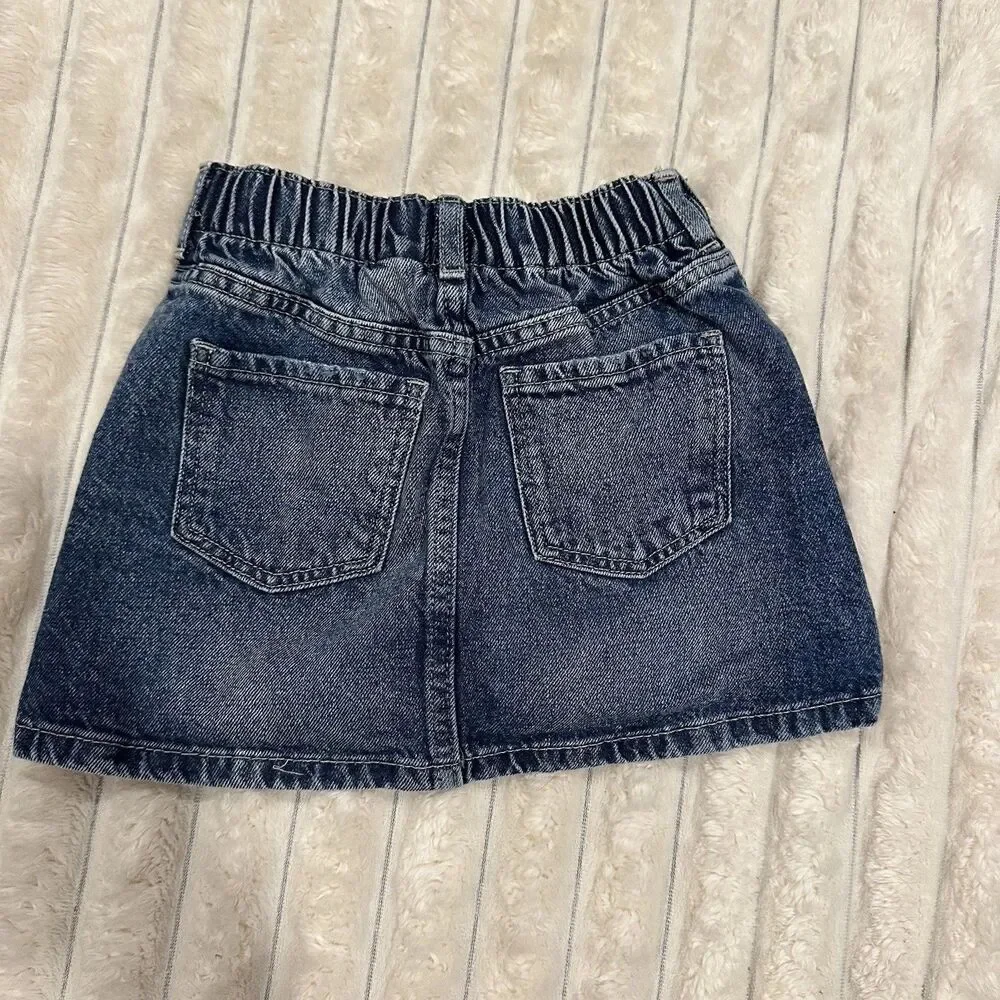 Girls Lot Of 4 Skirts/Skorts size 4/5 Gap Old Navy H&M